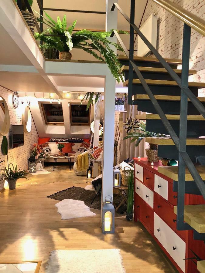Duplex With Quite Terrace On Wenceslas Sq. Prague Luaran gambar