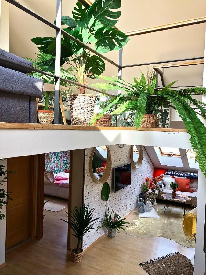 Duplex With Quite Terrace On Wenceslas Sq. Prague Luaran gambar