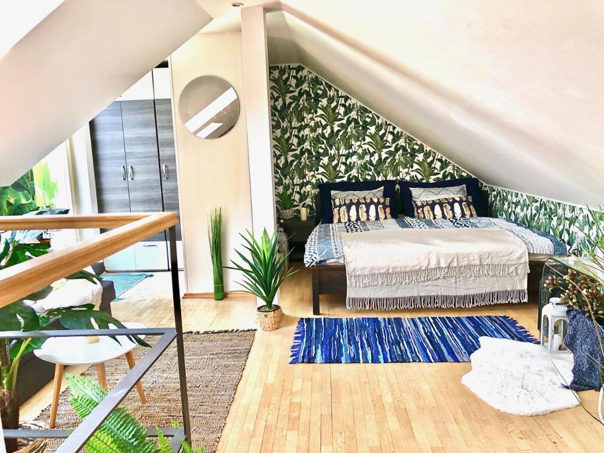 Duplex With Quite Terrace On Wenceslas Sq. Prague Luaran gambar